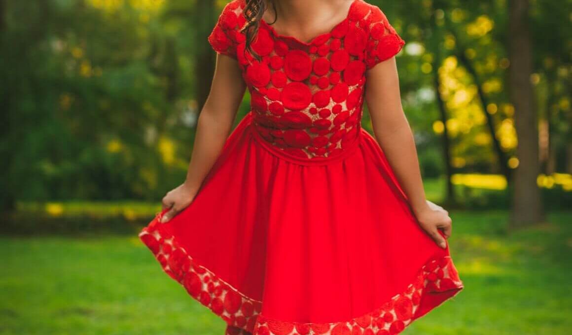czerwona suknia ślubna